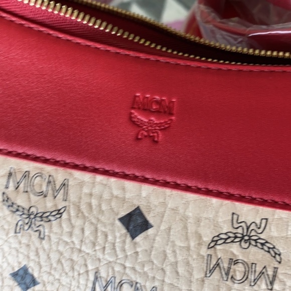MCM Medium Shopper Bag - Picture 8 of 10